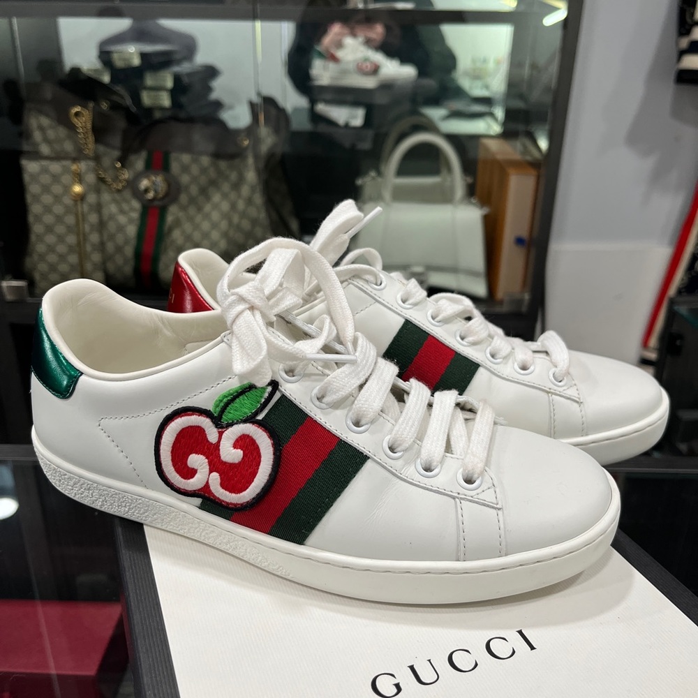 Gucci Apple Ace Sneakers